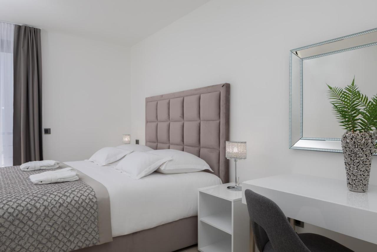 Luxury Apartments Baotic Trogir Exterior photo